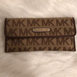 MK wallet